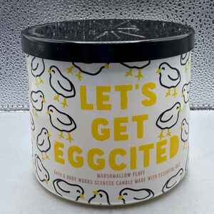 Bath & Body Works Marshmallow Fluff 3 Wick Candle